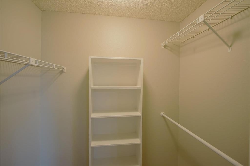 202 Lakeview Terrace - Photo 19