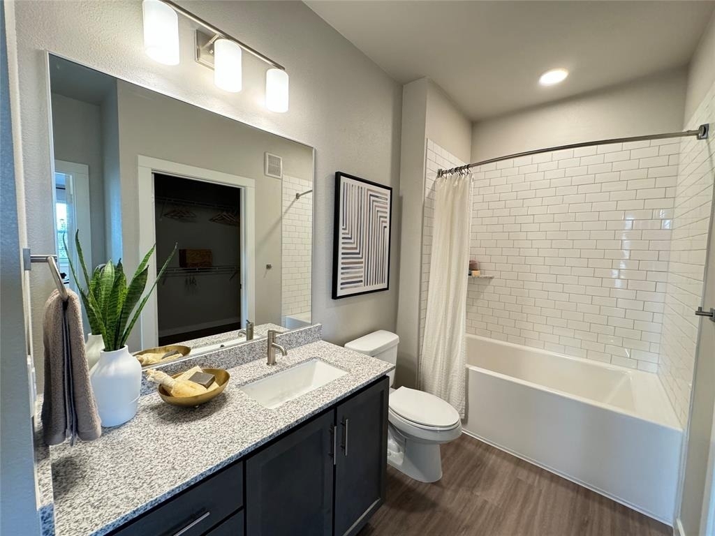 18300 Marvelous Pl - Photo 4