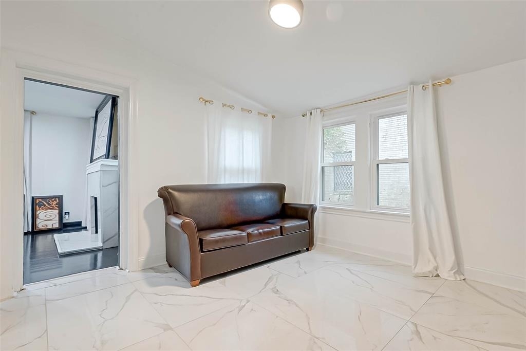 3222 Oakdale Street - Photo 11