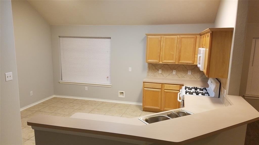 18227 Sweet Juniper Lane - Photo 22