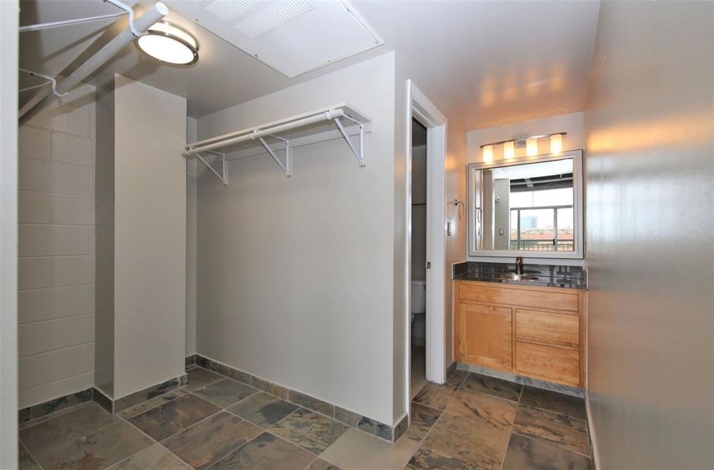 230 W Alabama - Photo 6