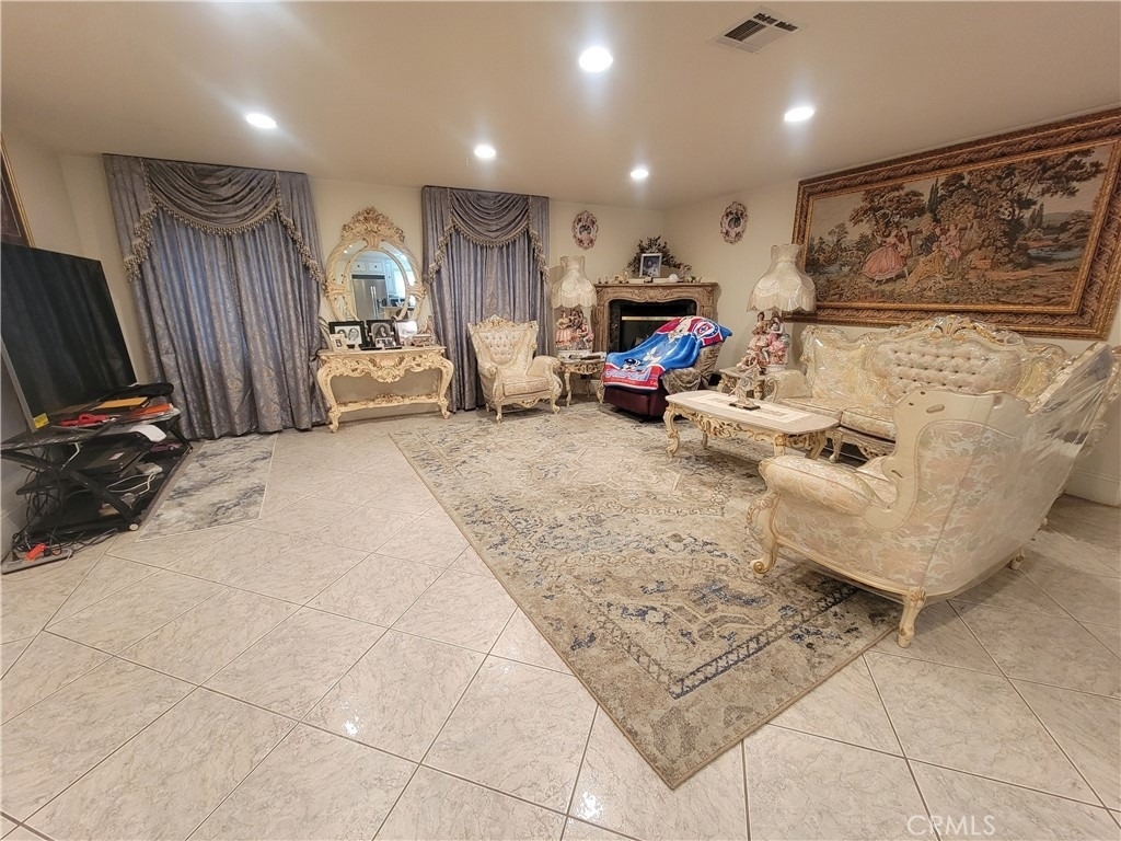 8009 Rose Street - Photo 7
