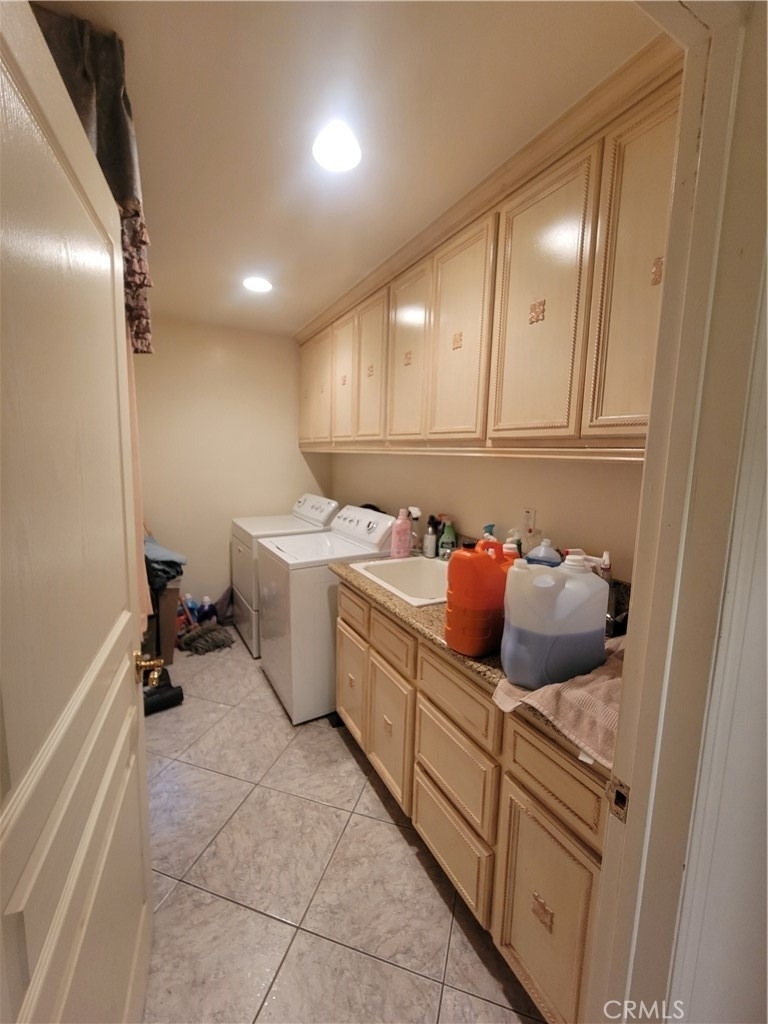 8009 Rose Street - Photo 9
