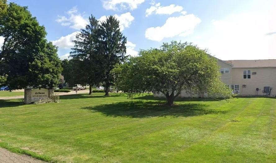 170 E Second St - Photo 3