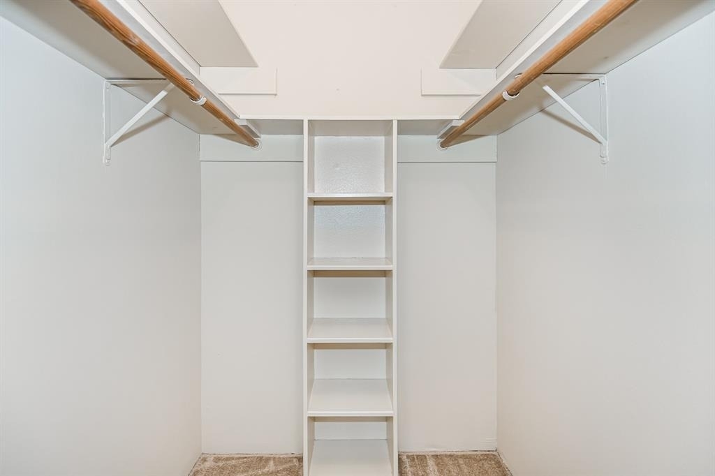 9410 Edgebrook - Photo 7