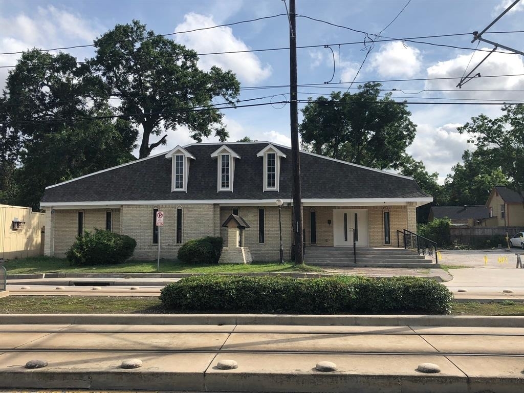 3911 Fulton Street - Photo 2