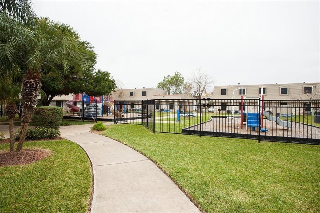 2835 Rockwell Drive - Photo 5