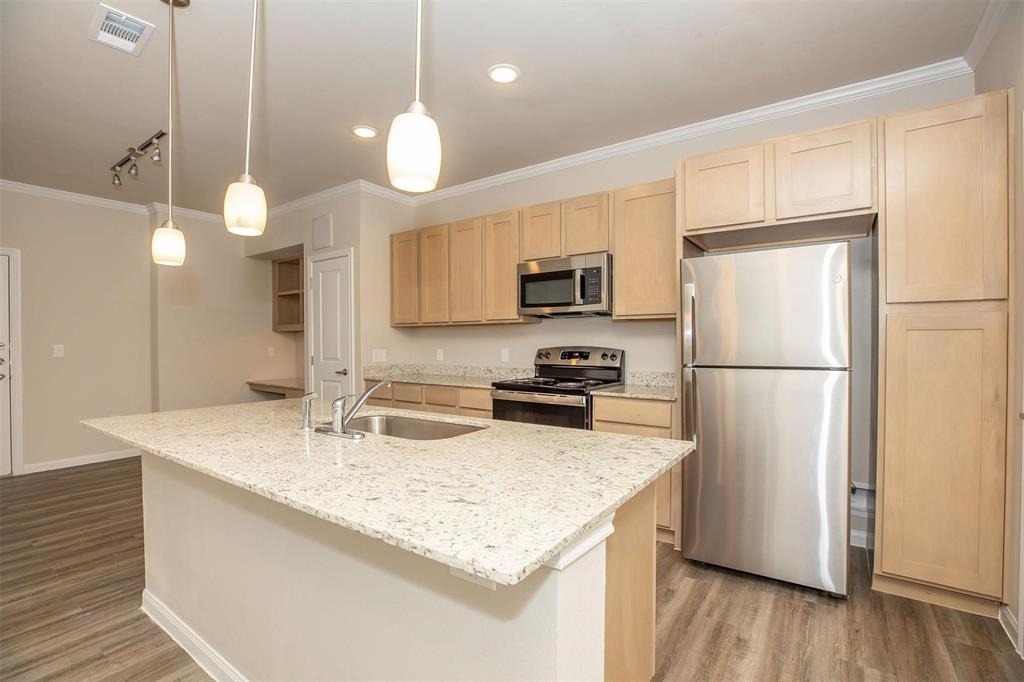 3700 N K Center - Photo 11
