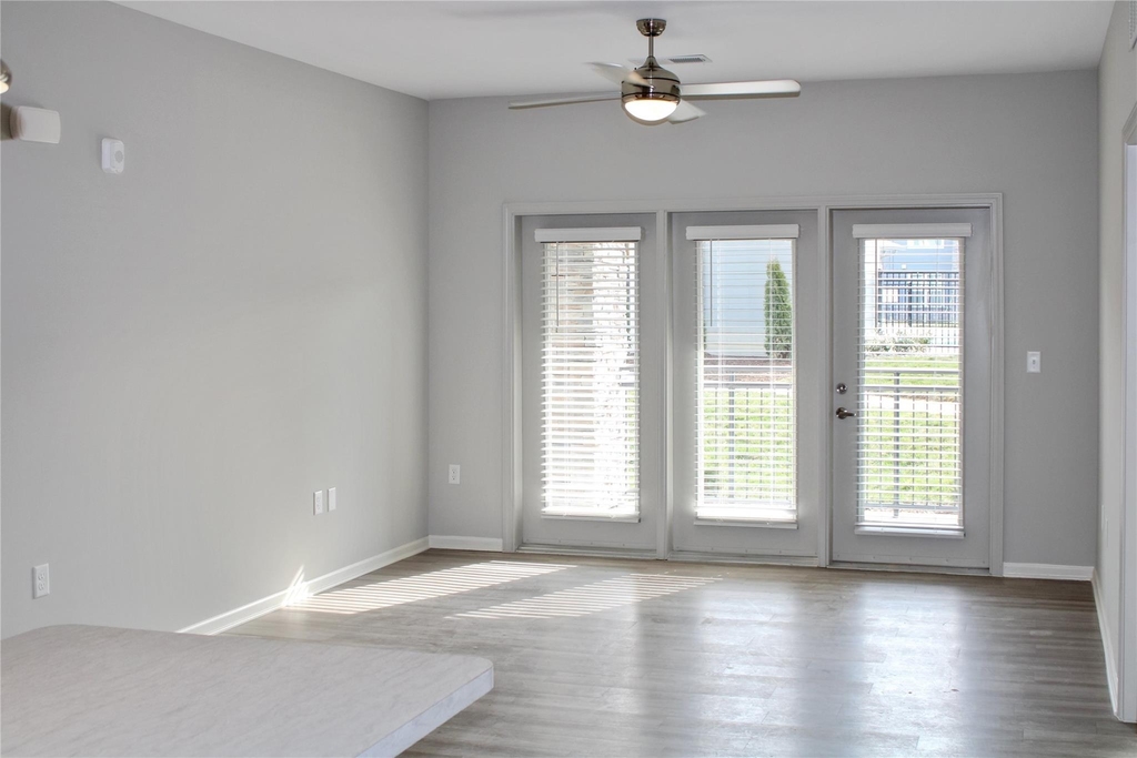 1014 Jefferson View Wy - Photo 3