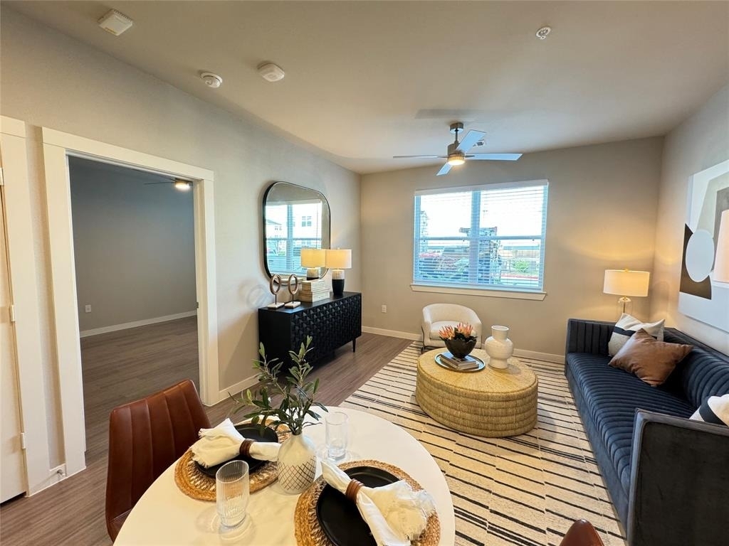 18300 Marvelous Pl - Photo 4