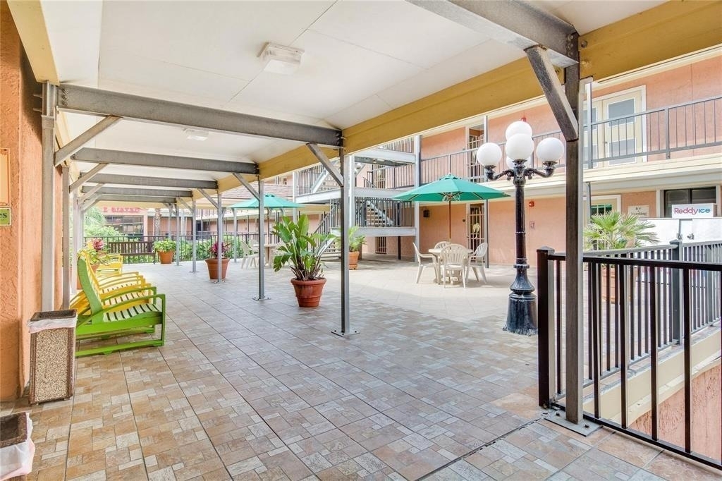 6300 Seawall Boulevard - Photo 17