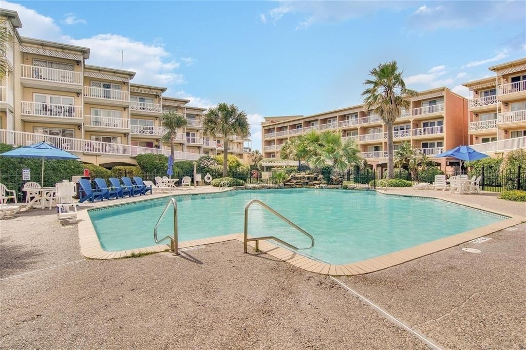 6300 Seawall Boulevard - Photo 18