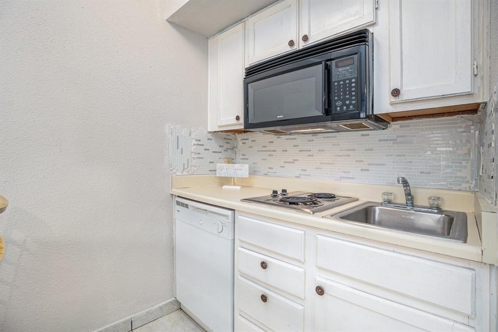 6300 Seawall Boulevard - Photo 7