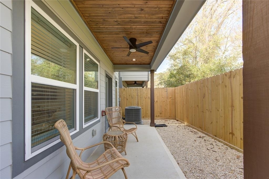 3406 Garapan Street - Photo 36