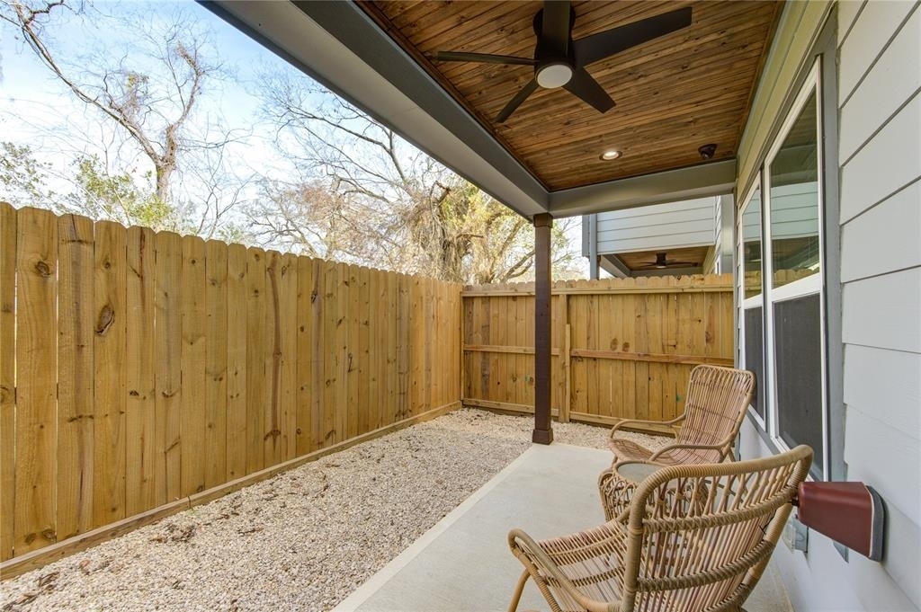 3406 Garapan Street - Photo 39