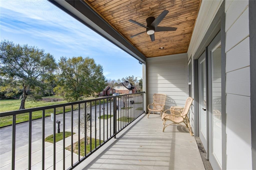 3406 Garapan Street - Photo 22