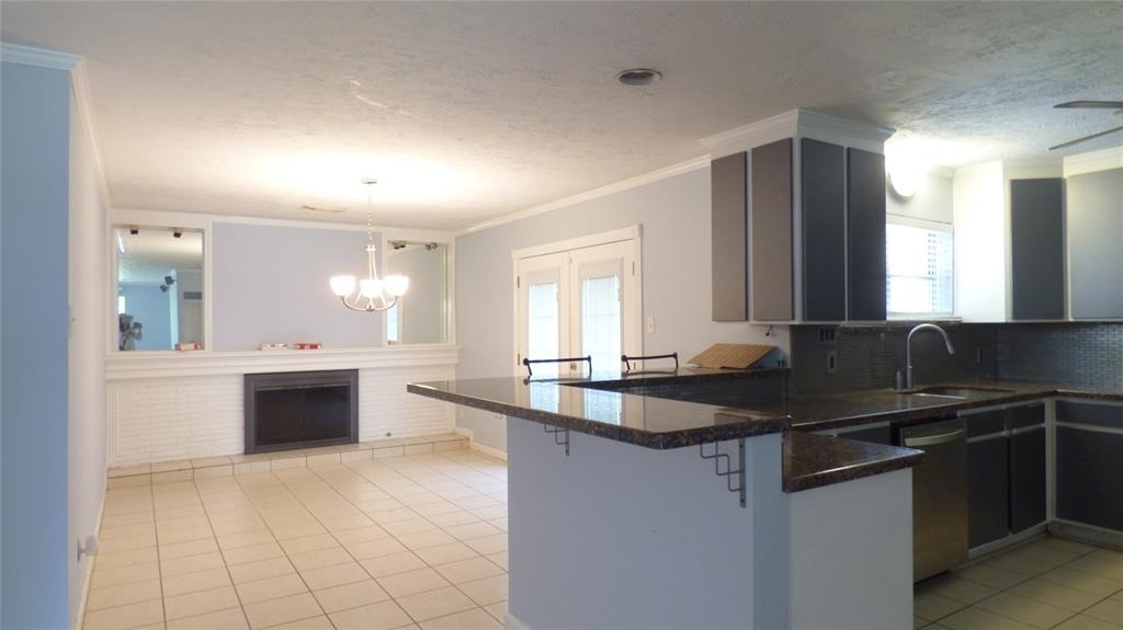 15703 Jersey Drive - Photo 5