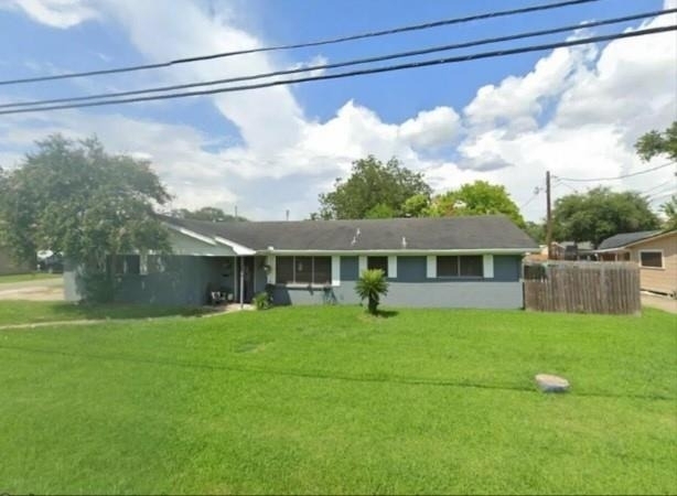 303 S 17th Street - Photo 0