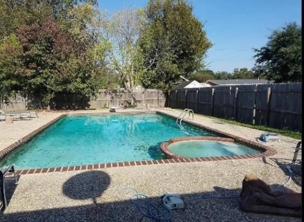303 S 17th Street - Photo 1