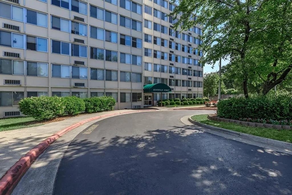 111 Ne Walker Ave - Photo 3
