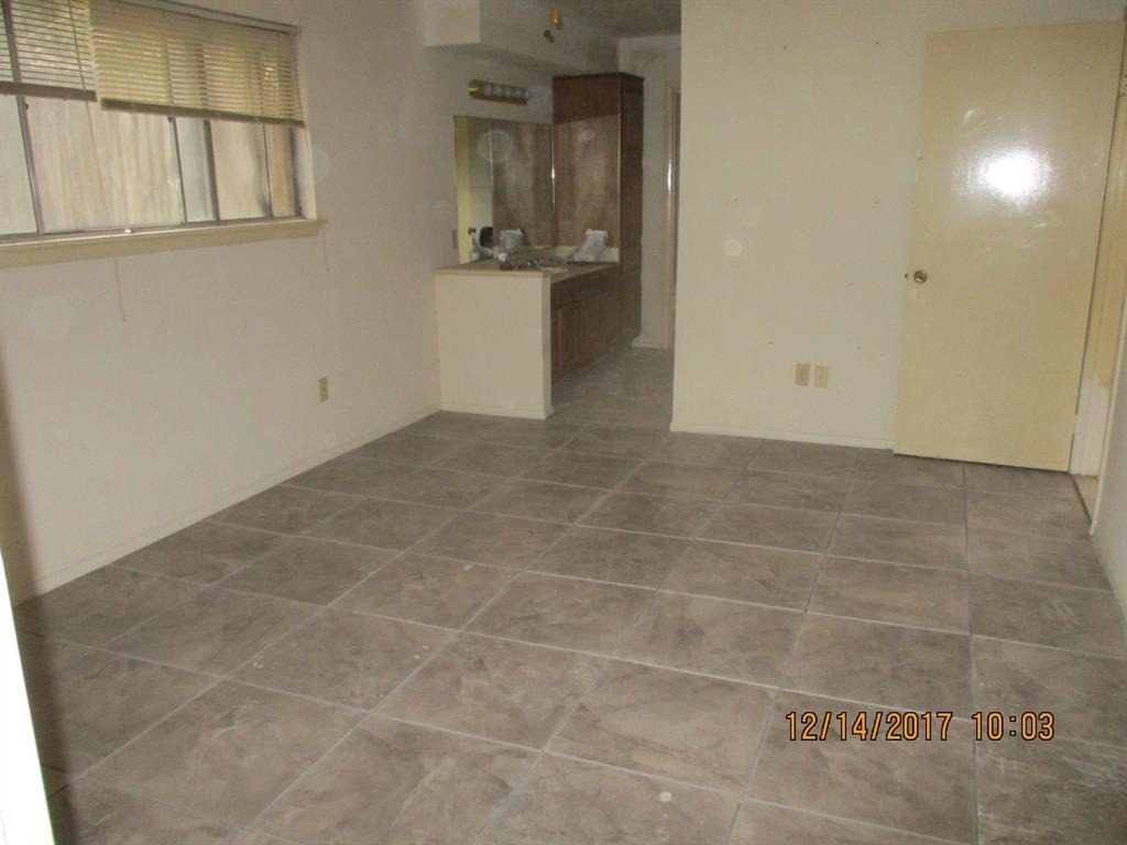 10826 Sugar Hill Drive - Photo 7