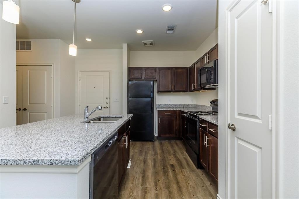 7011 Mckinney Falls Parkway - Photo 11