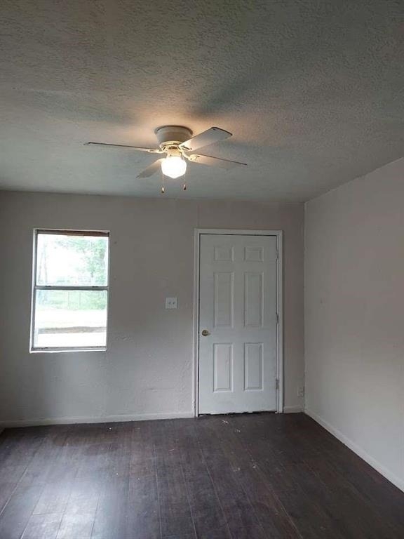 215 Blackshear Street - Photo 8