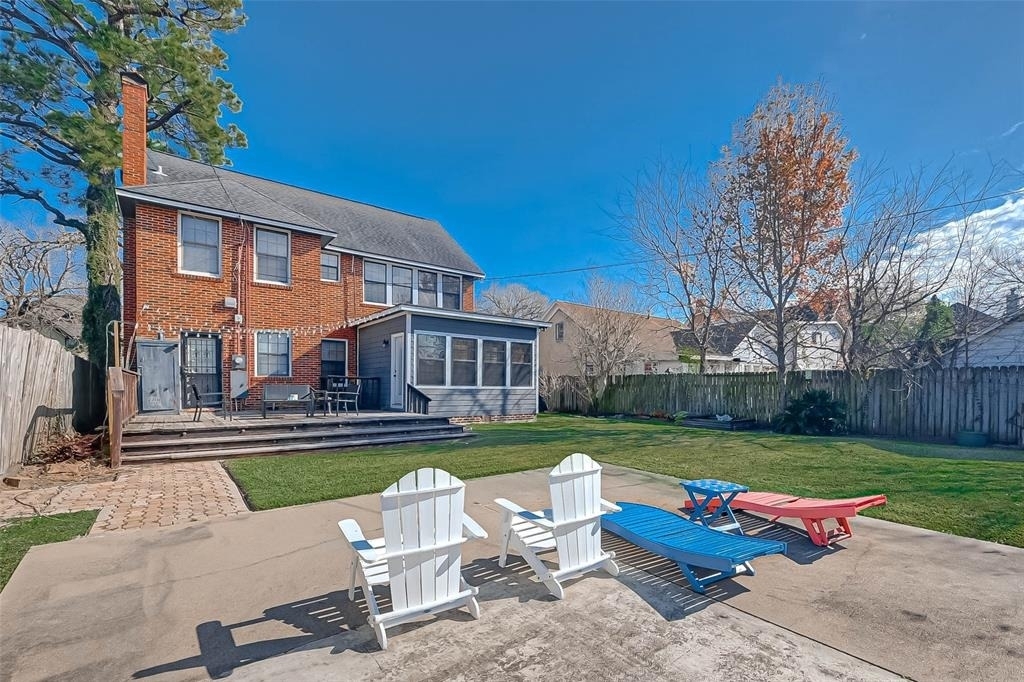 2412 Oakdale Street - Photo 38