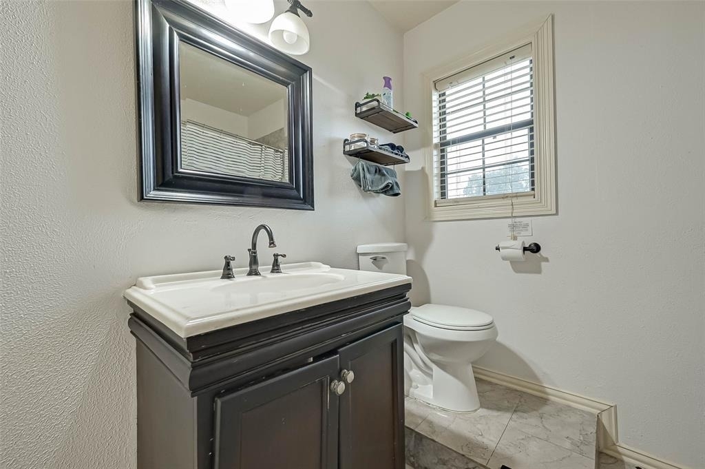 2412 Oakdale Street - Photo 29