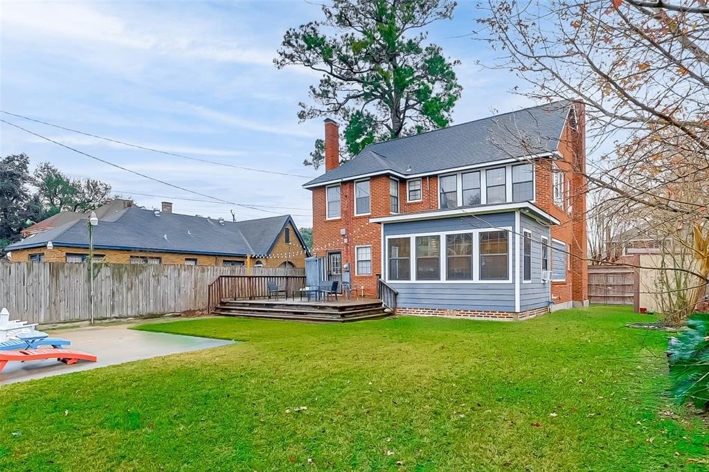 2412 Oakdale Street - Photo 34
