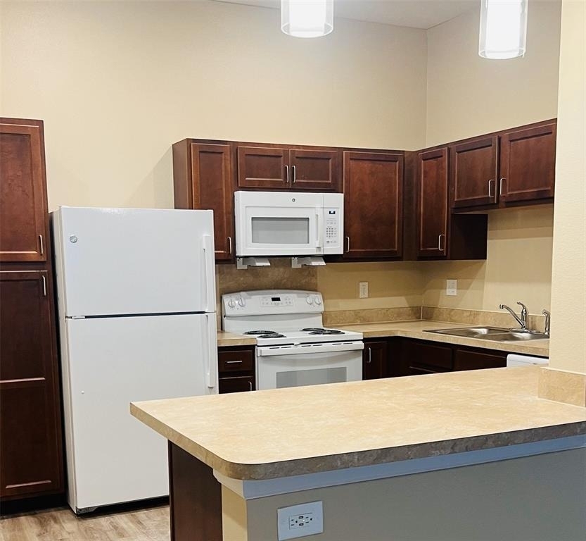 2131 Jackson Bluff Rd - Photo 3