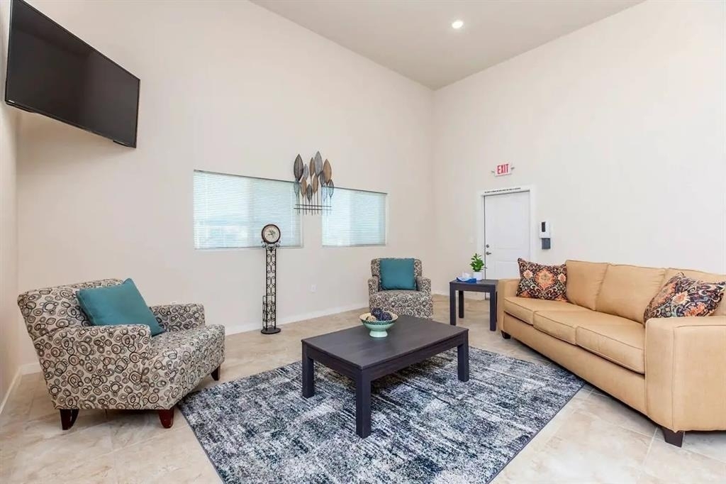 11050 Montana Ave - Photo 7