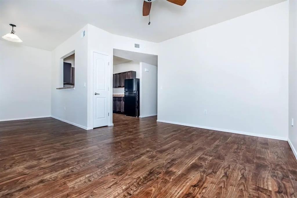 11050 Montana Ave - Photo 10