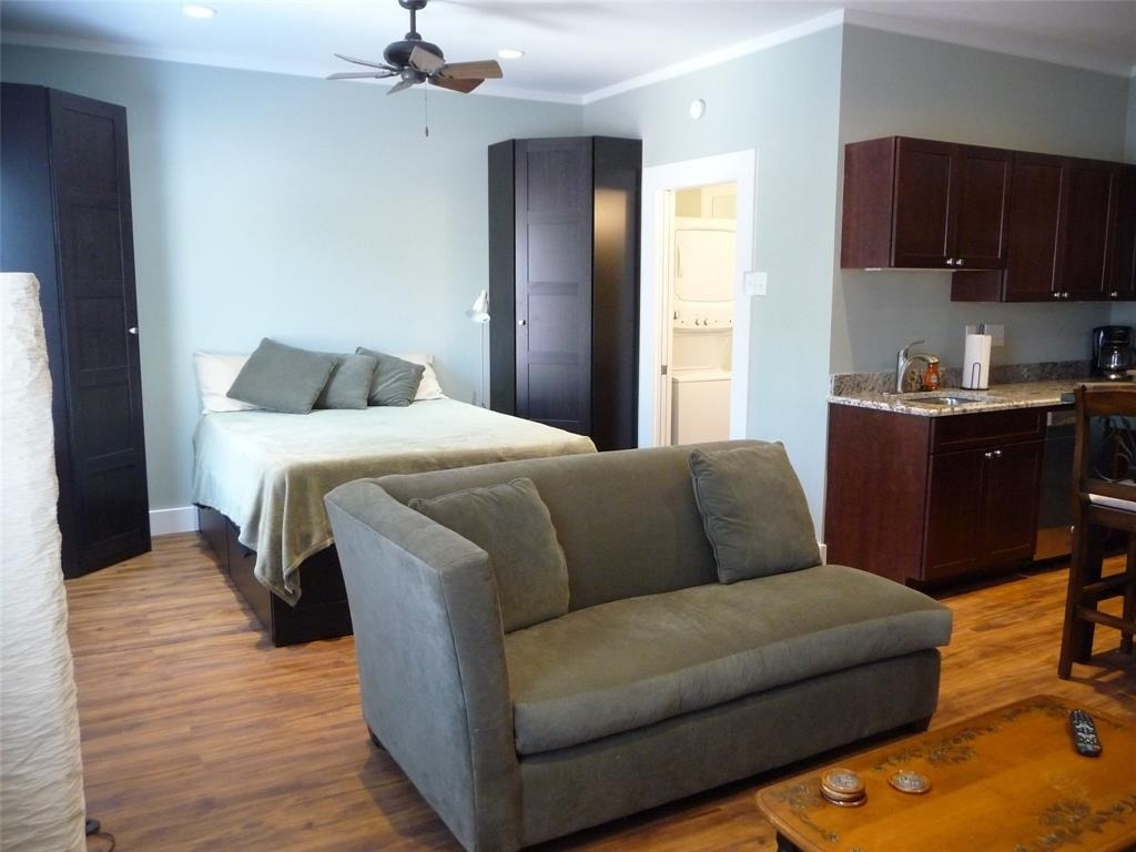 1009 Peden Street - Photo 6