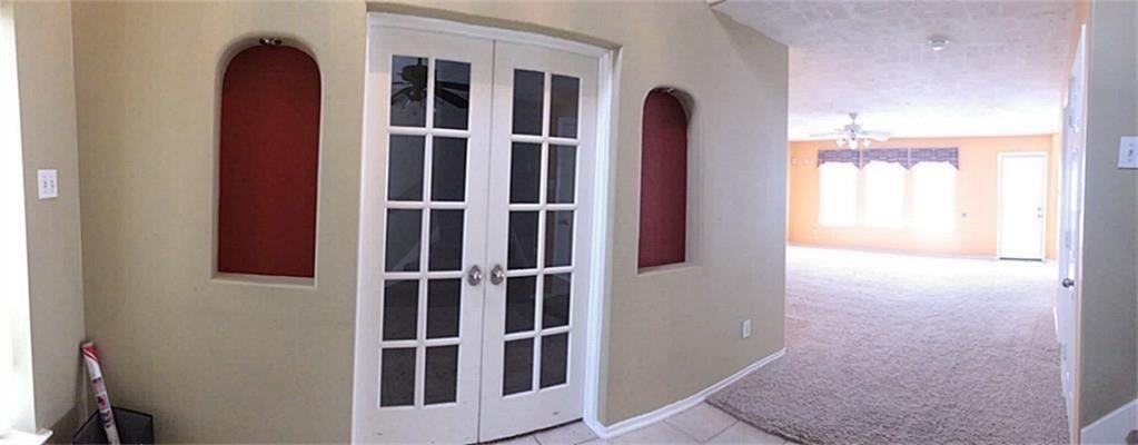 2527 Liza Court - Photo 3