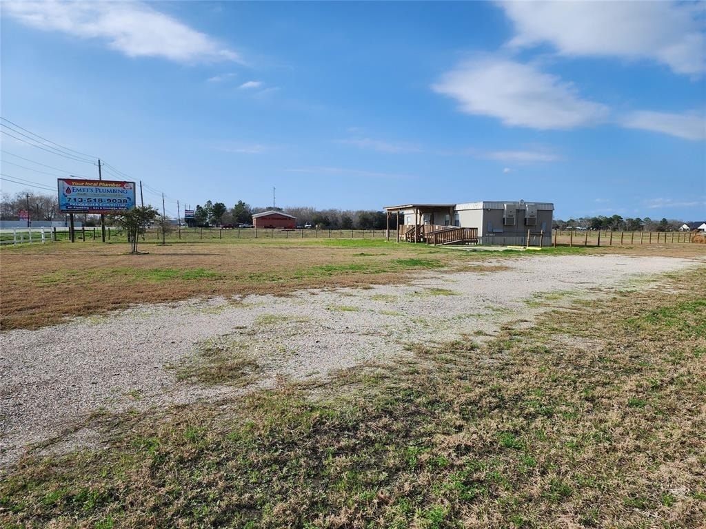 3373 E Highway 6 - Photo 1