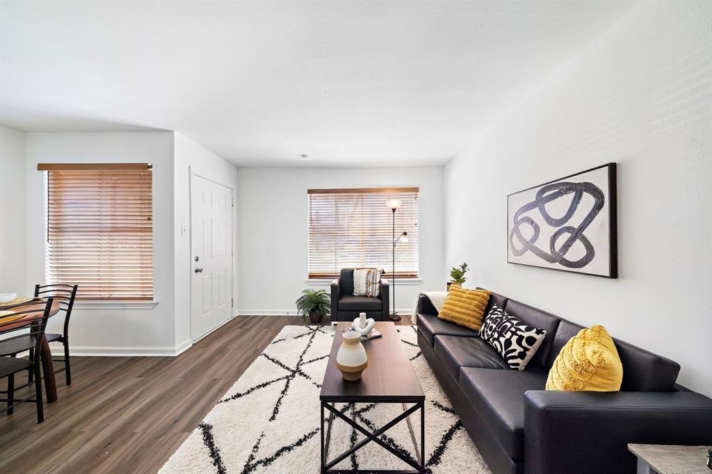 2828 61st Street - Photo 5
