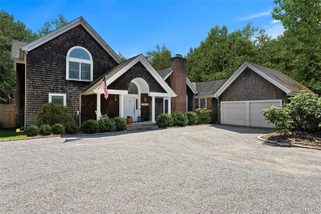 38 Pheasant Run - Photo 0