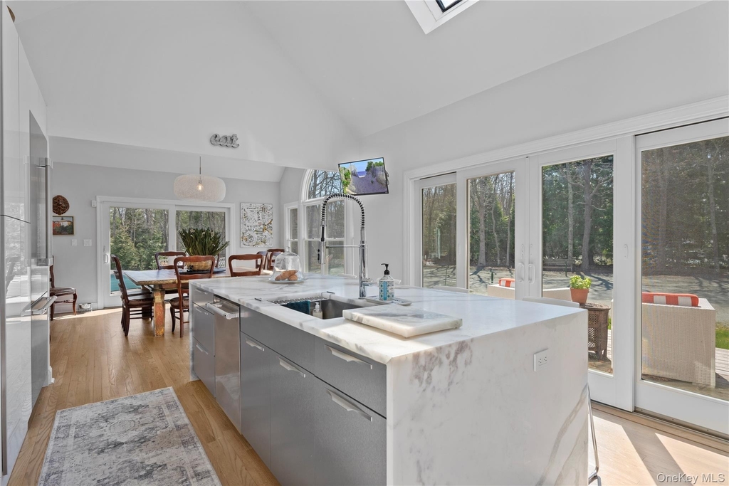 38 Pheasant Run - Photo 11