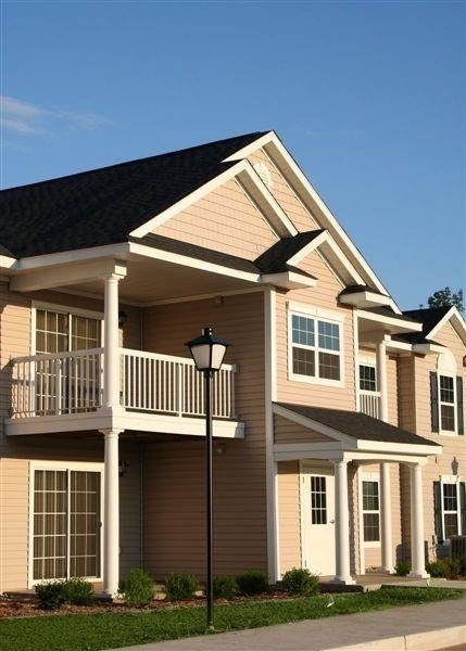 8770 Cobblestone Rd - Photo 1