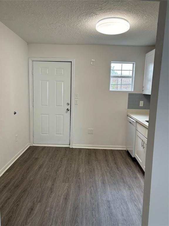 4714 Ward Street - Photo 7