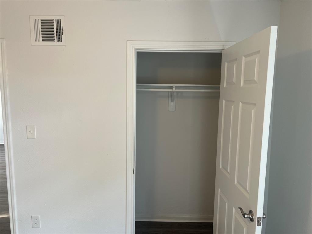 4714 Ward Street - Photo 8