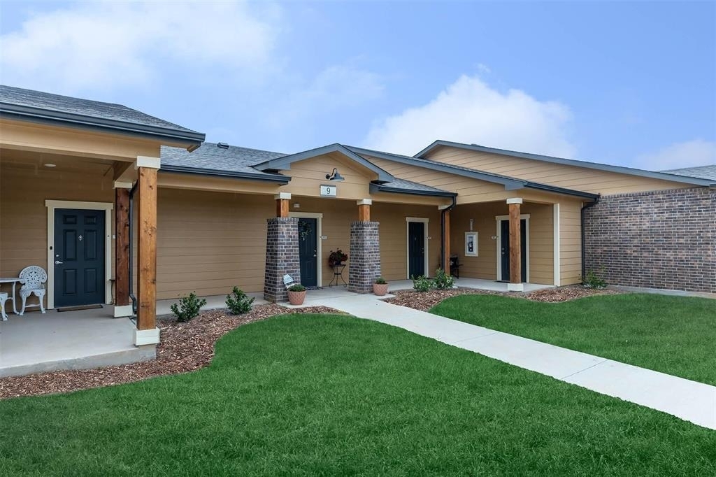 227 Buchanan Rd - Photo 1