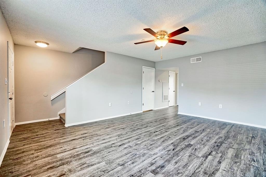12021 Mccormick Rd - Photo 12