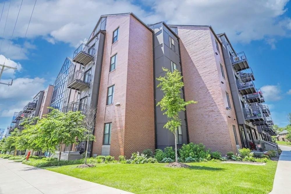 1419 Rosa L Parks Blvd - Photo 3