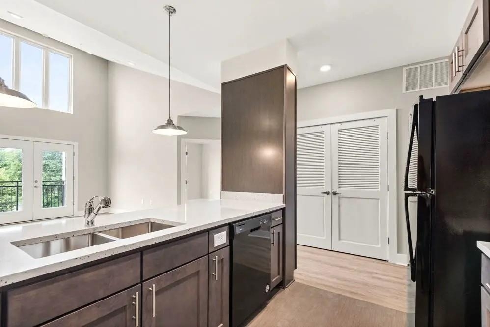 1419 Rosa L Parks Blvd - Photo 12
