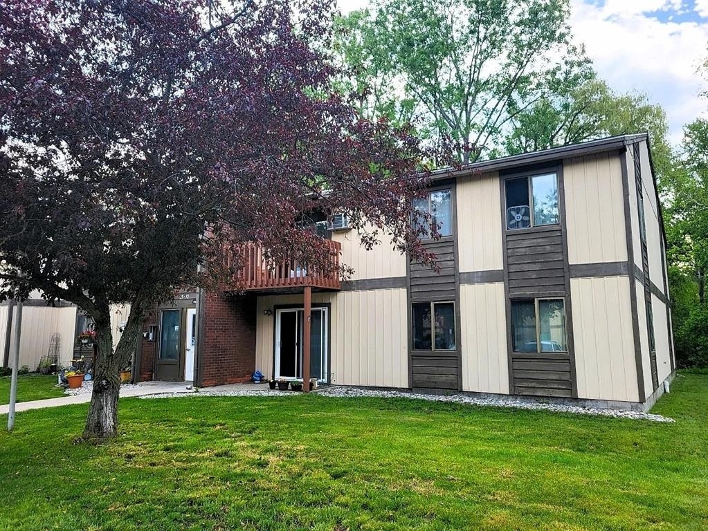 200 N 8th St - Photo 3