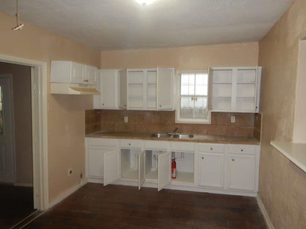 6405 Conley Street - Photo 4