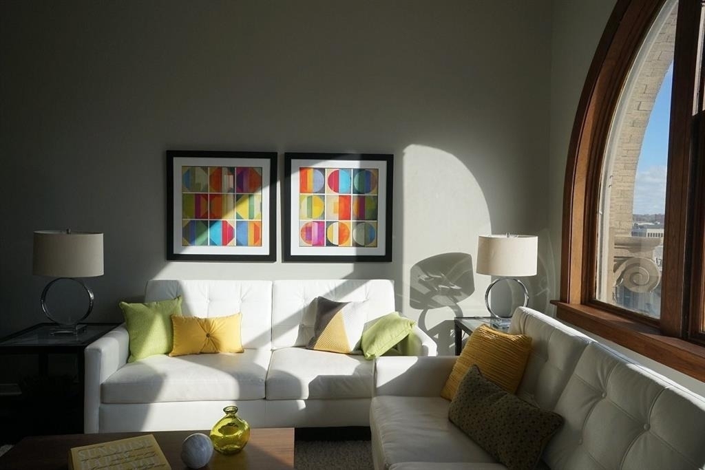 135 W Wells St - Photo 6