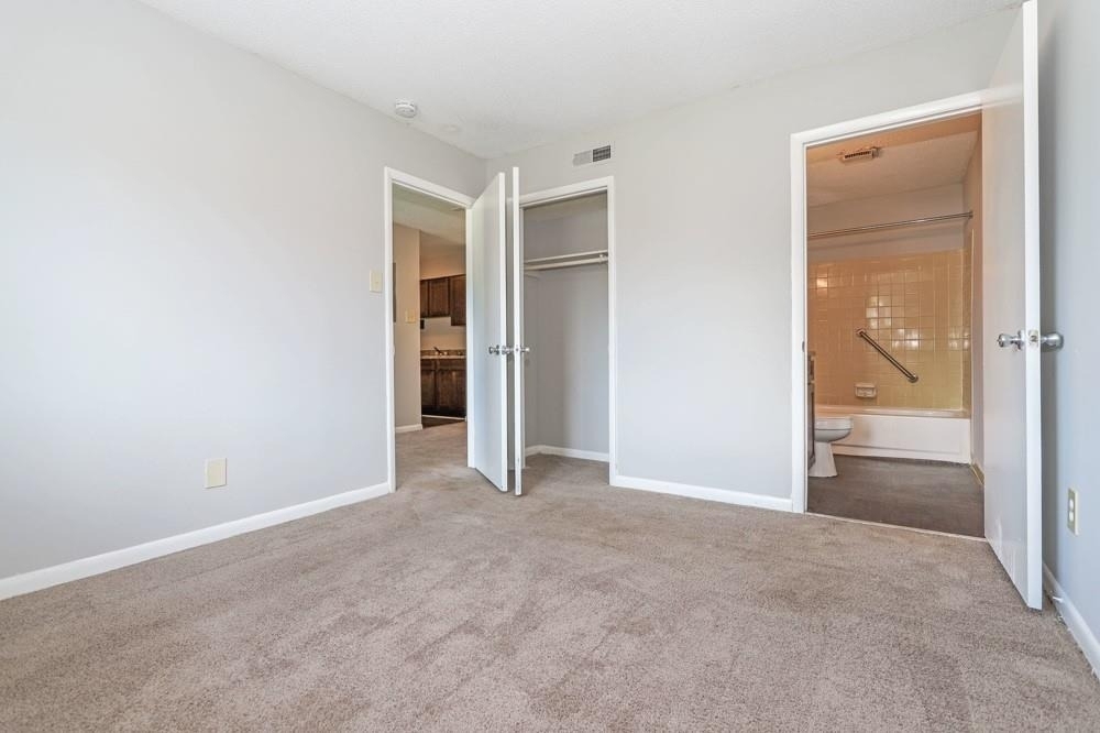 1103 E Church St - Photo 20